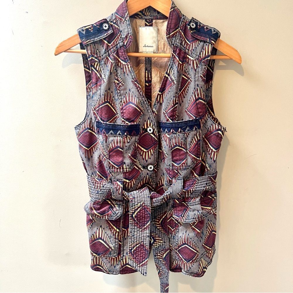 Elevenses tie front vest. Size Sm